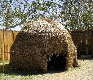 native american house at Caklifornia Botanical Garden in Claremont